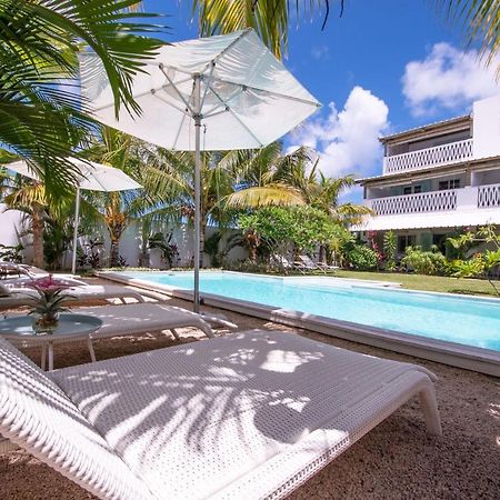 Le Mandala Moris Guesthouse Pointe Aux Canonniers Grand Baie Exterior foto
